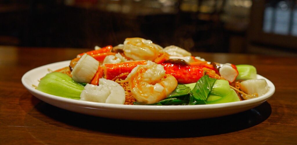 Seafood pan-fried noodles